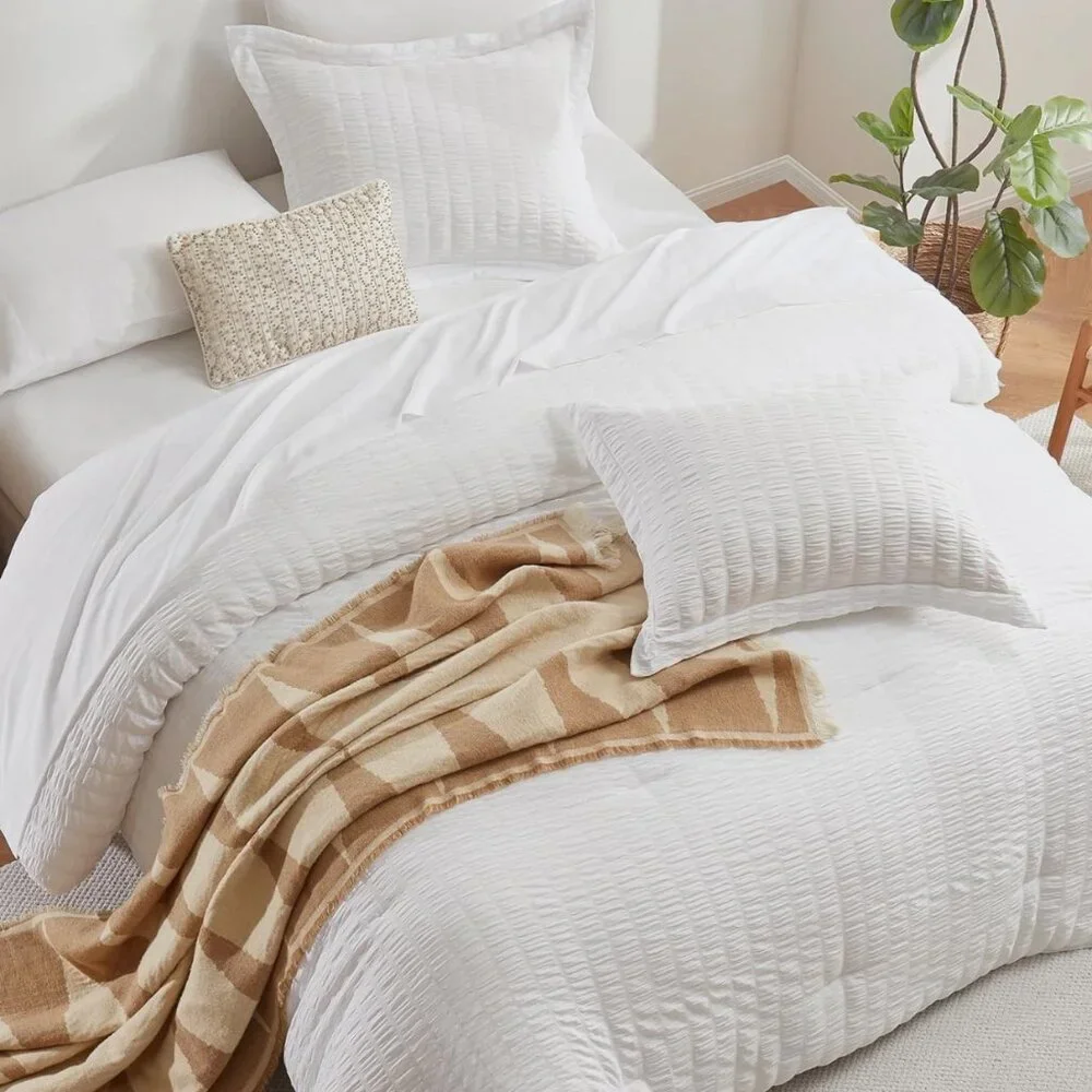 Twin XL Seersucker Comforter Set with Sheets White 5 Pieces
